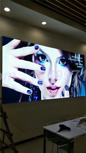 高清UV軟膜燈箱案例