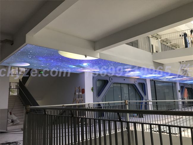 深圳市香山里小學(xué)星空走廊